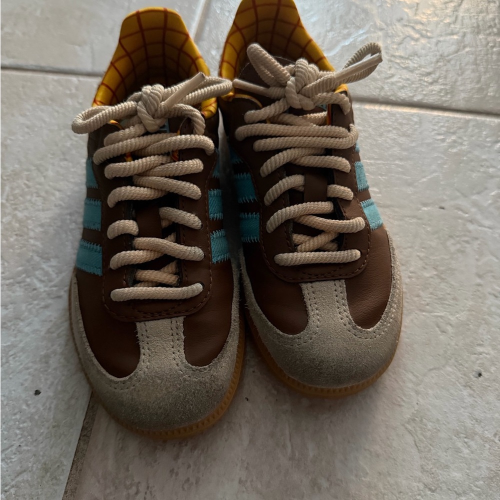 Adidas Samba + Toy Story Collaboration WOODY Seakers